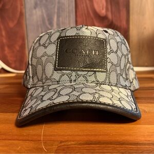 Coach Signature Monogram Baseball Hat – Unisex Luxury Streetwear Silver🤍Black🖤